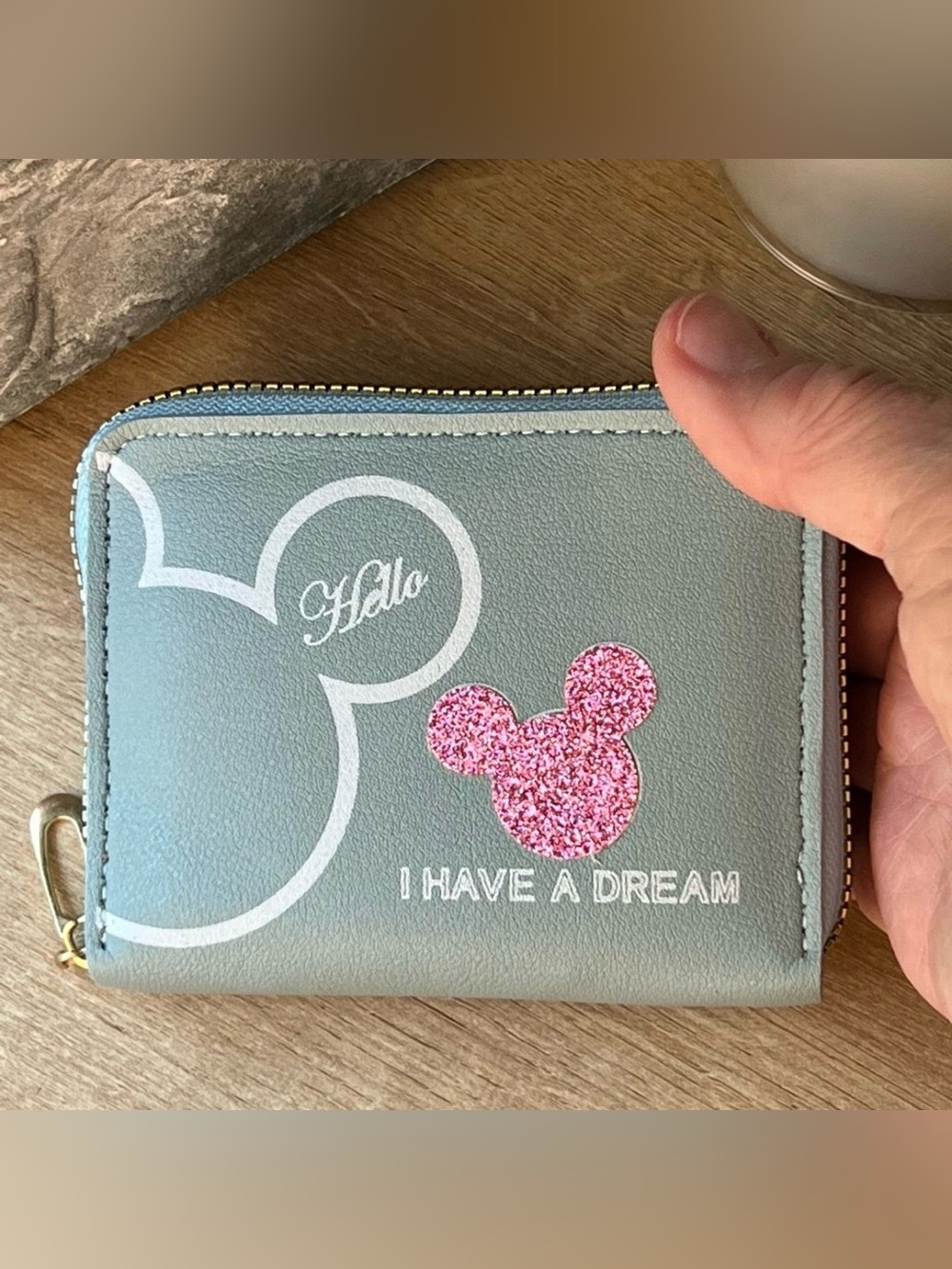 Minnie Wallet / Coin Purse  Blue  ~NEW~    
-Makes a Great Gift